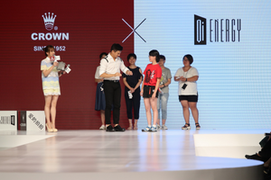 吳奇隆現身皇冠箱包2017新品發布會，第五屆熊貓節如期而至