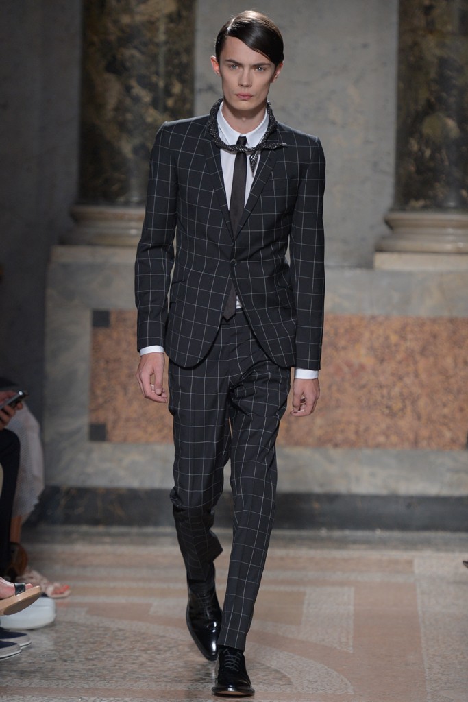 Les Hommes發布2014春夏男裝系列