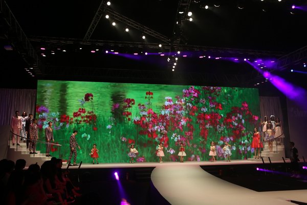 “北緯42°”十八淑女坊2016年夏季新品發布會精彩綻放