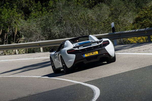McLaren 650S Spider 狂野上空美學