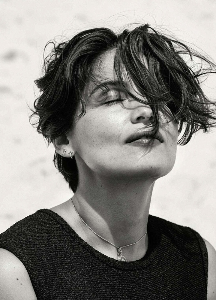 Laetitia Casta《Elle》法國版2015年7月號(hào)