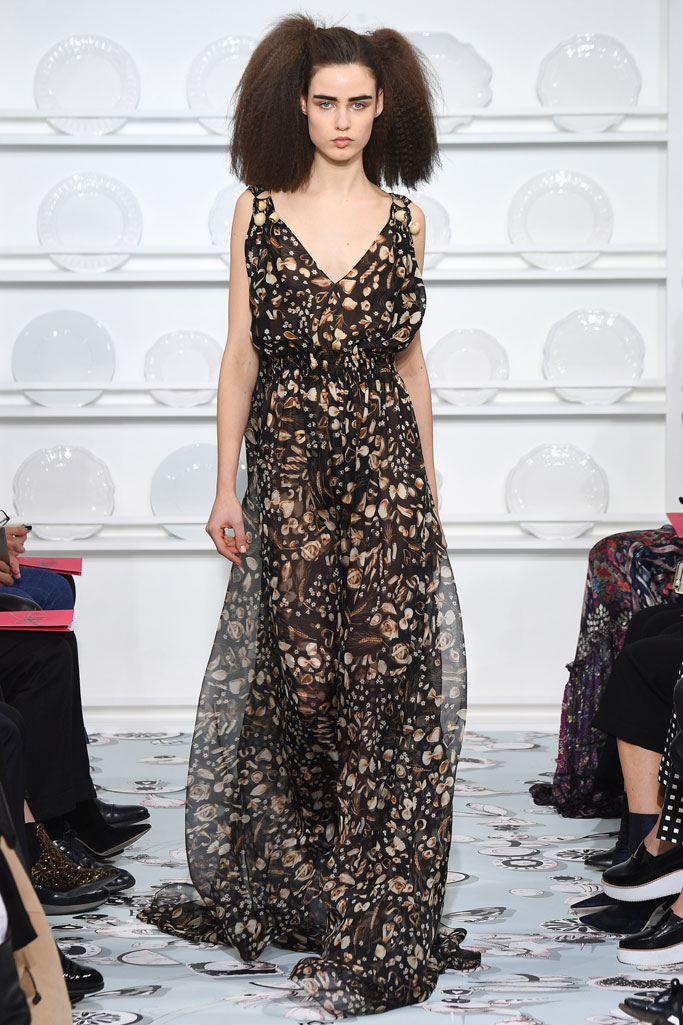 Schiaparelli 2016春夏高級(jí)定制流行發(fā)布