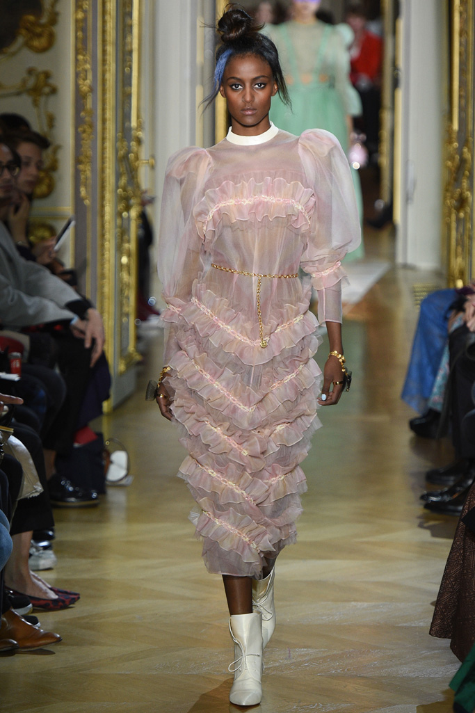 Ulyana Sergeenko 2016春夏高級定制流行發布