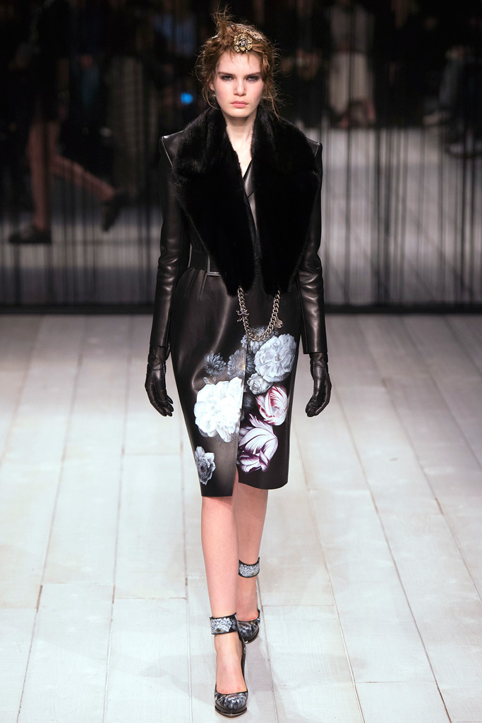 Alexander McQueen 2016秋冬流行發布
