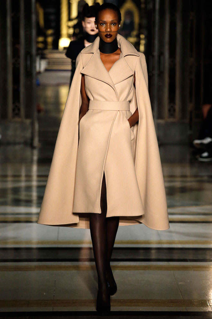 Gareth Pugh 2016秋冬流行發布