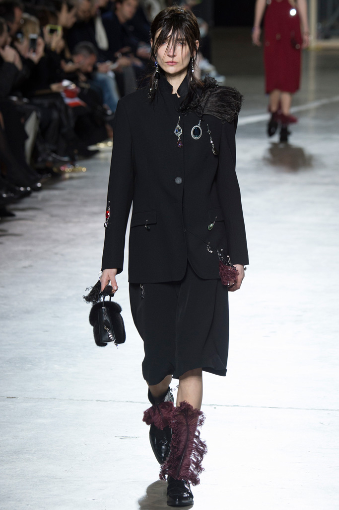 Christopher Kane 2016秋冬流行發布