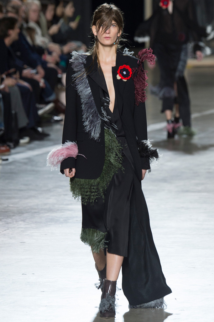 Christopher Kane 2016秋冬流行發布