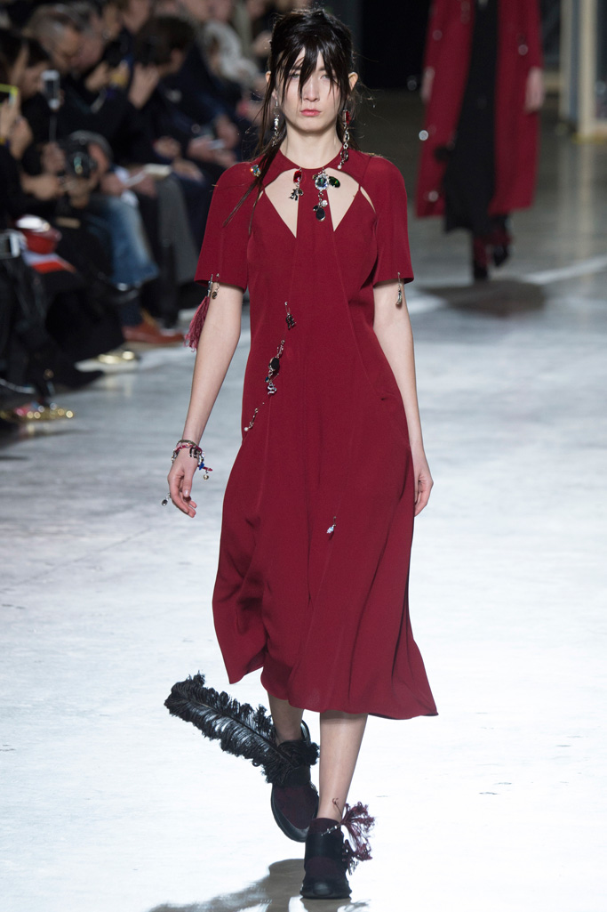 Christopher Kane 2016秋冬流行發布