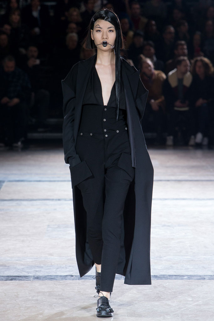 Yohji Yamamoto 2016秋冬流行發布