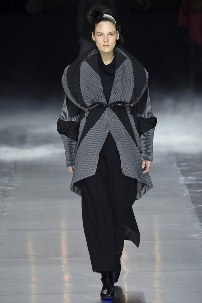 Issey Miyake 2016秋冬流行發布