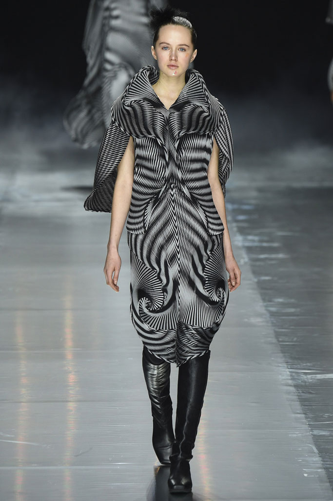Issey Miyake 2016秋冬流行發布