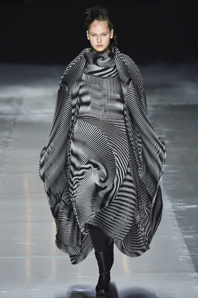 Issey Miyake 2016秋冬流行發布