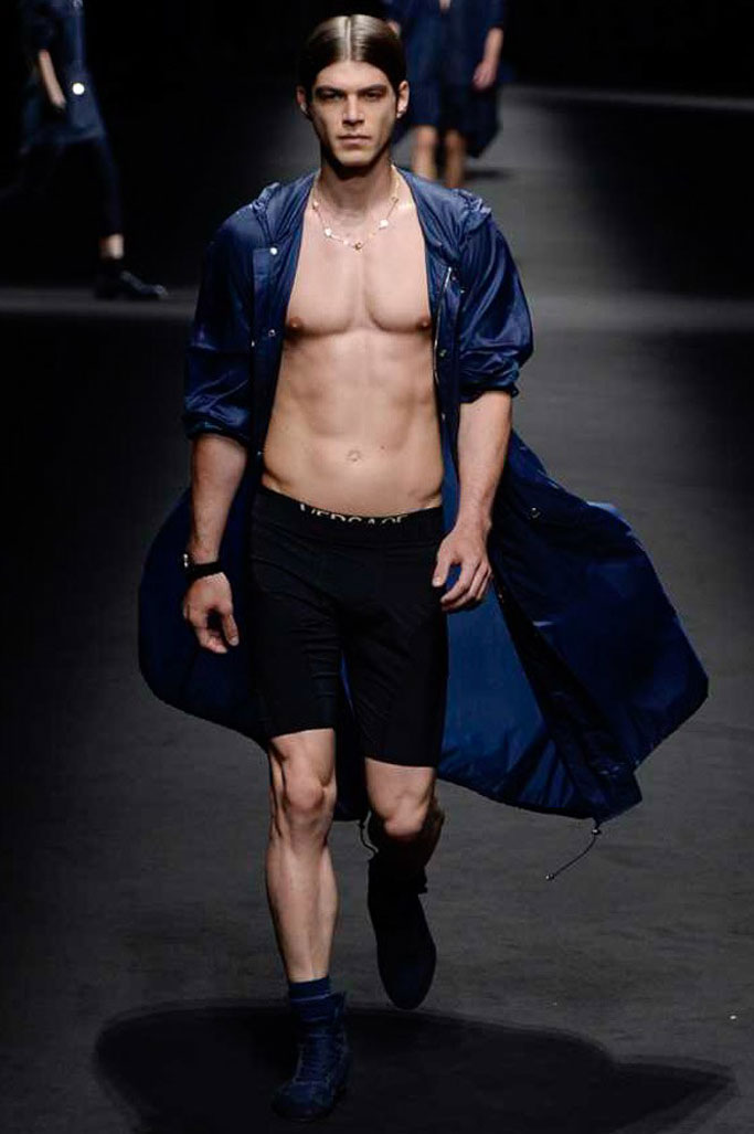 Versace 2017春夏男裝流行發布