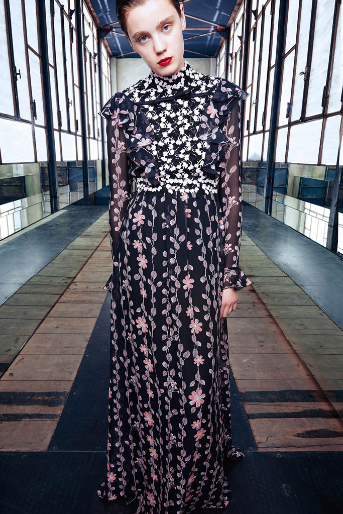 Giambattista Valli 2017度假系列流行發布