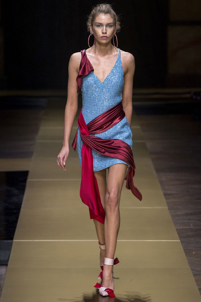 Atelier Versace 2016秋冬高級定制流行發布