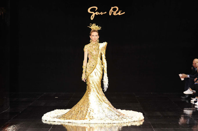 Guo Pei 2016秋冬高級定制流行發布