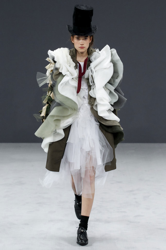 Viktor & Rolf 2016秋冬高級(jí)定制流行發(fā)布