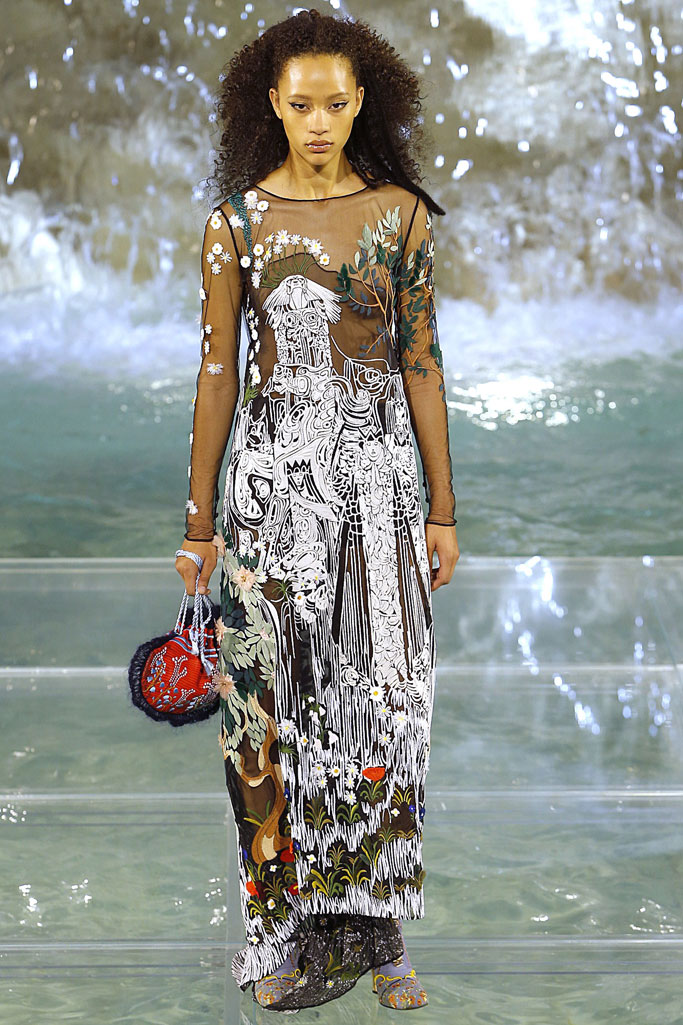 Fendi 2016秋冬高級定制流行發(fā)布
