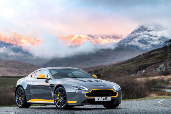 阿斯頓·馬丁發布新款V12 Vantage S官圖