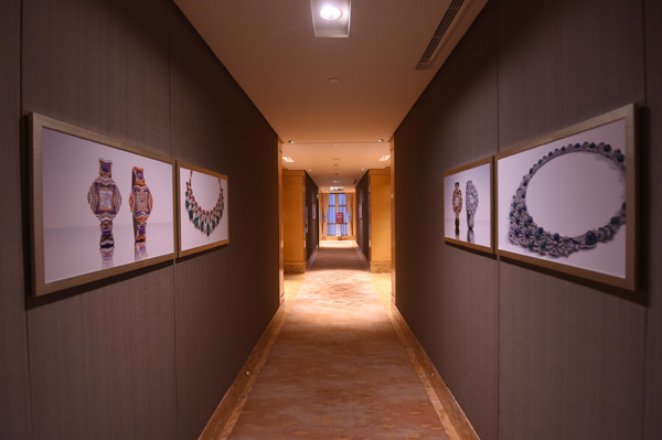 寶格麗舉辦彩寶藝術大師珠寶及腕表展覽