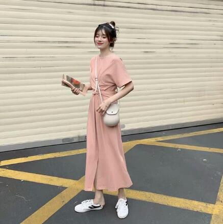 圓領收腰連衣裙
