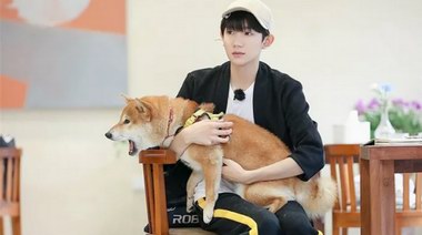 刷爆朋友圈的韓都衣舍奇妙靈獸節(jié)，王源的寵愛也在現(xiàn)場(chǎng)
