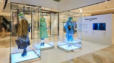 連卡佛特別呈獻Maison Margiela專屬經典高定成衣回顧展