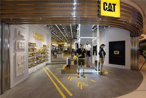 從月球空降？酷玩度爆表？CAT中國(guó)首家生活態(tài)度體驗(yàn)店落地廣州！ 