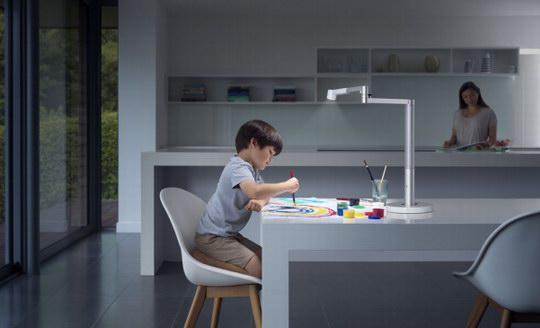 室內(nèi)光線(xiàn)問(wèn)題一站式解決！Dyson Lightcycle Morph照明燈全新上市 4燈合一 ，多種照明變換隨你所需