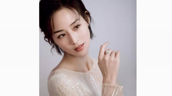 今年冬天，戴張鈞甯同款I(lǐng)-PRIMO鉆戒就夠時(shí)髦！