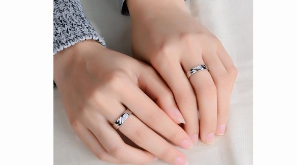 結婚紀念日送什么？愛情金屬滿足了我的一切想象