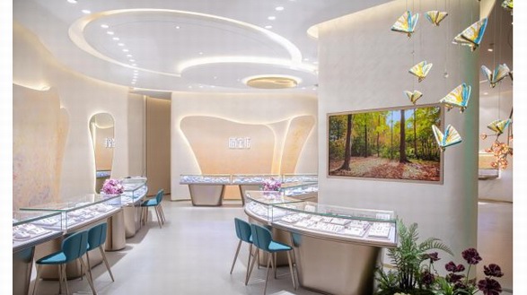 又雙叒叕來了！汕頭萬象城潤金店藝術臻品館盛大開業！
