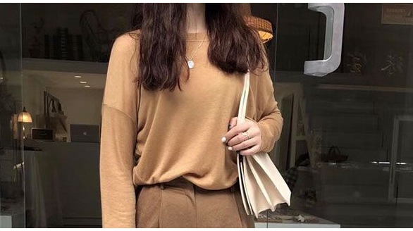 秋季穿什么衣服好看：5種秋天穿衣搭配示范，優雅又知性