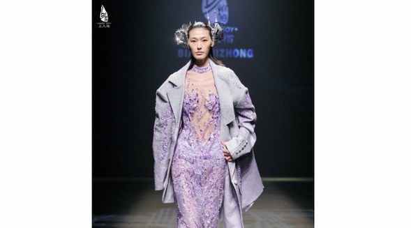 時空對仗，“有巢”再現——上久楷·邊惠中2023秋冬高級成衣系列亮相中國國際時裝周