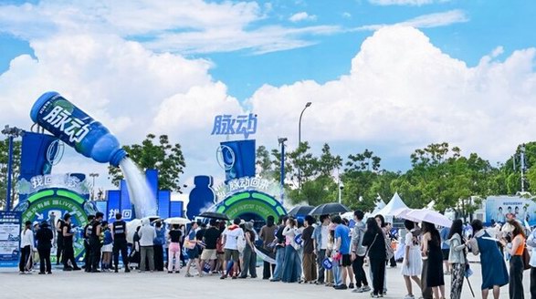 脈動攜手上海簡單生活節再掀音樂狂潮，成就品牌年輕化戰略新高地