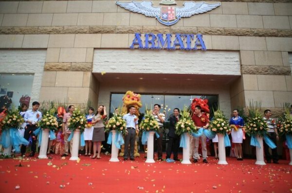意大利原創服裝頂級品牌ARMATA中國區旗艦店開業