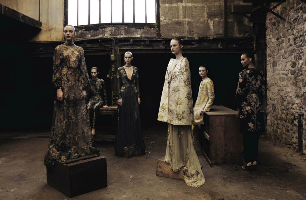 Valentino（瓦倫天奴）2012秋冬高級定制Haute Couture系列廣告大片