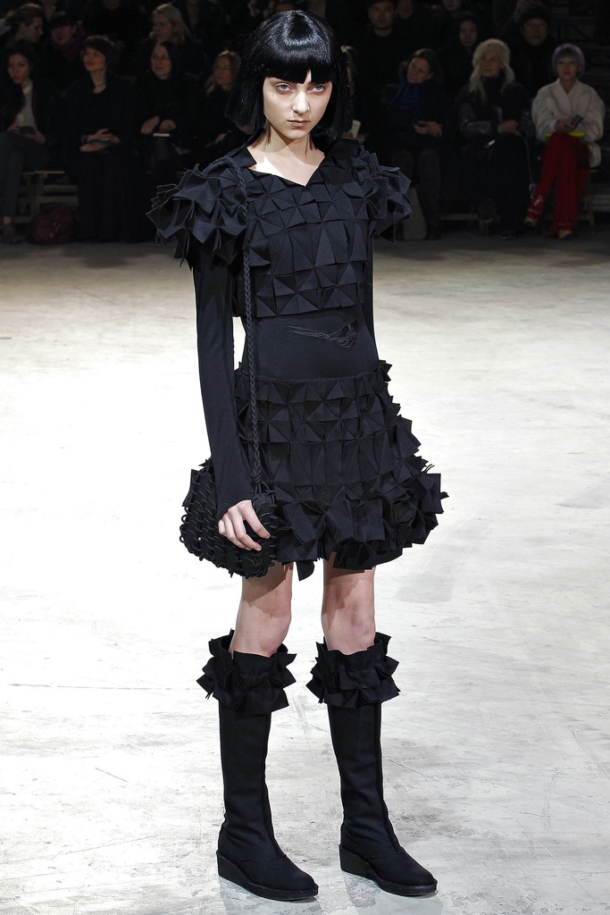 Yohji Yamamoto 2013秋冬流行發布