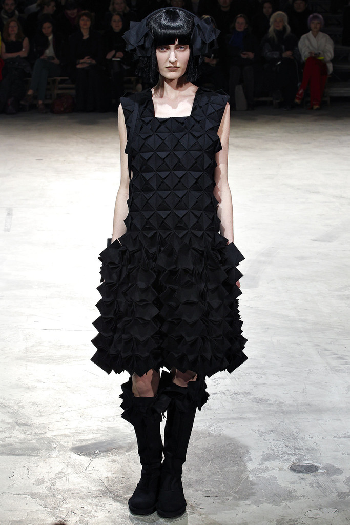Yohji Yamamoto 2013秋冬流行發布