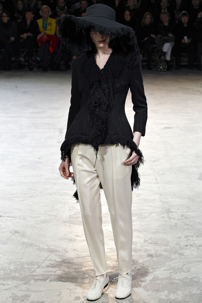 Yohji Yamamoto 2013秋冬流行發(fā)布