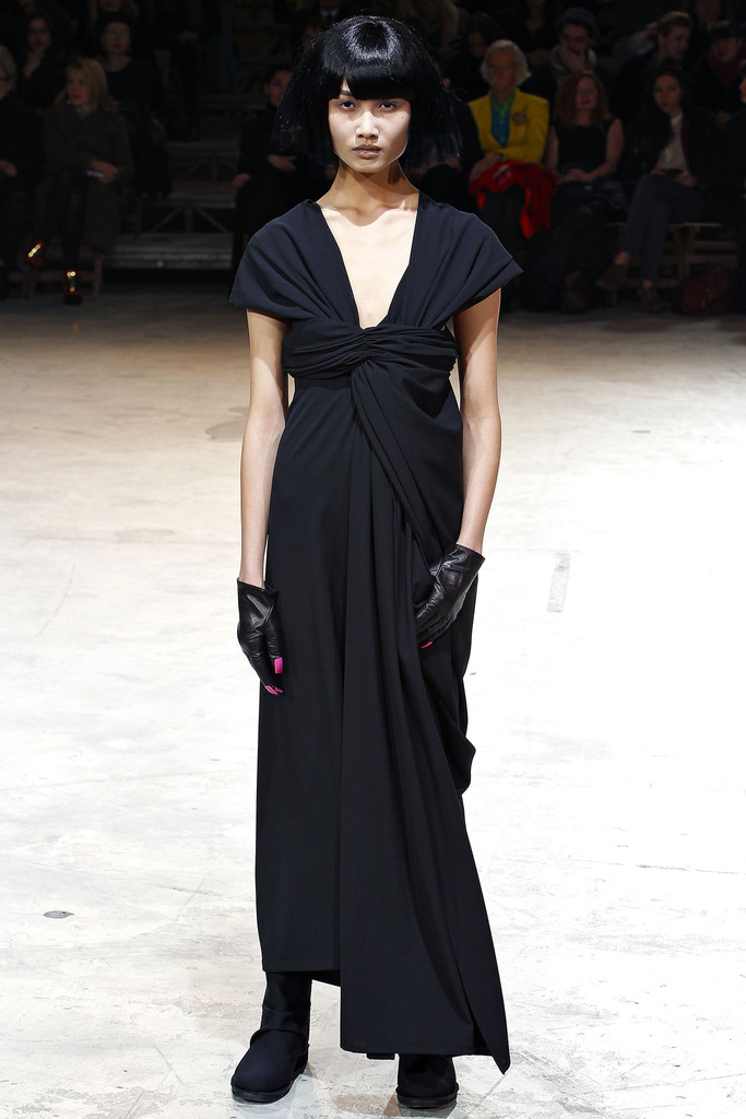 Yohji Yamamoto 2013秋冬流行發布