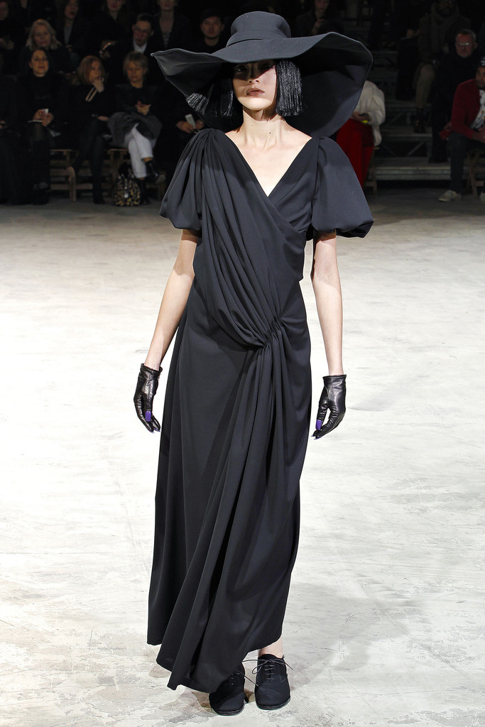 Yohji Yamamoto 2013秋冬流行發布