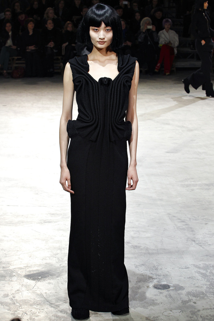 Yohji Yamamoto 2013秋冬流行發(fā)布