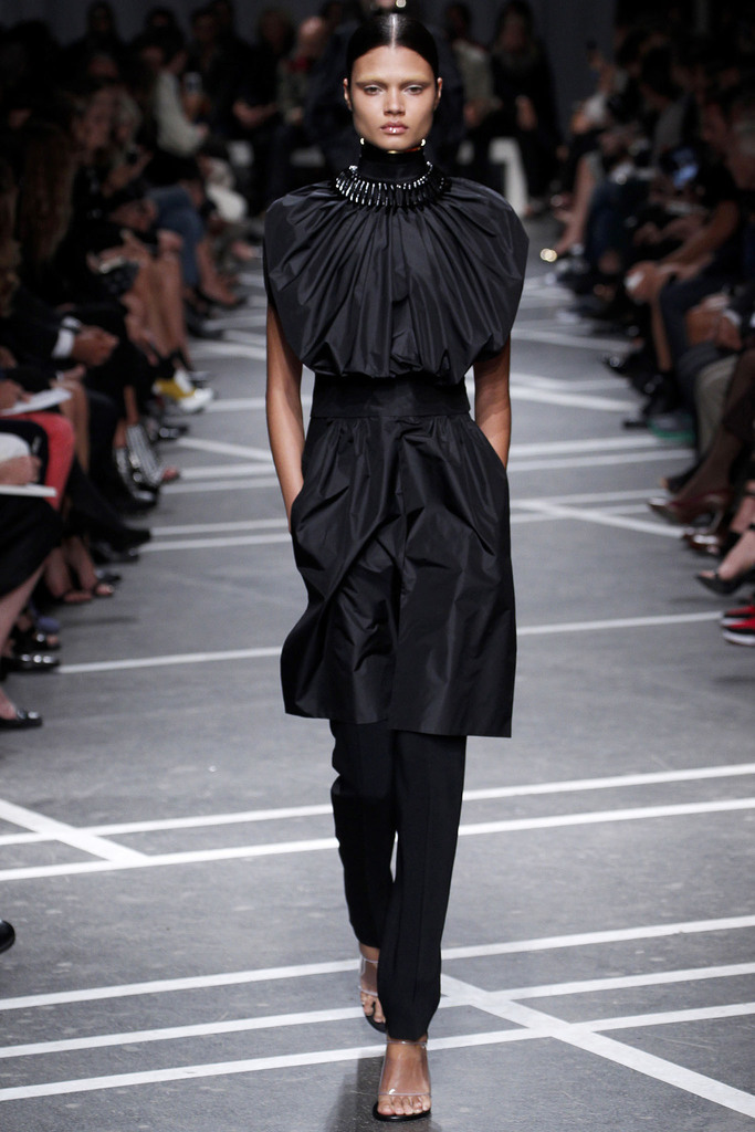 Givenchy 2013春夏流行發布