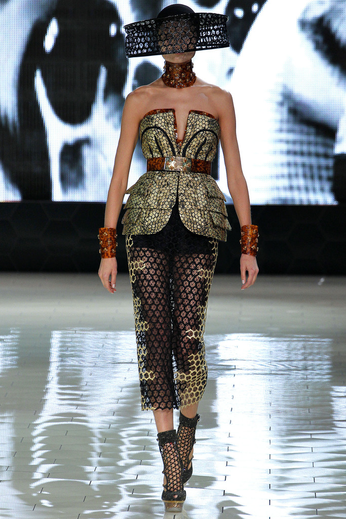 Alexander McQueen 2013春夏流行發布