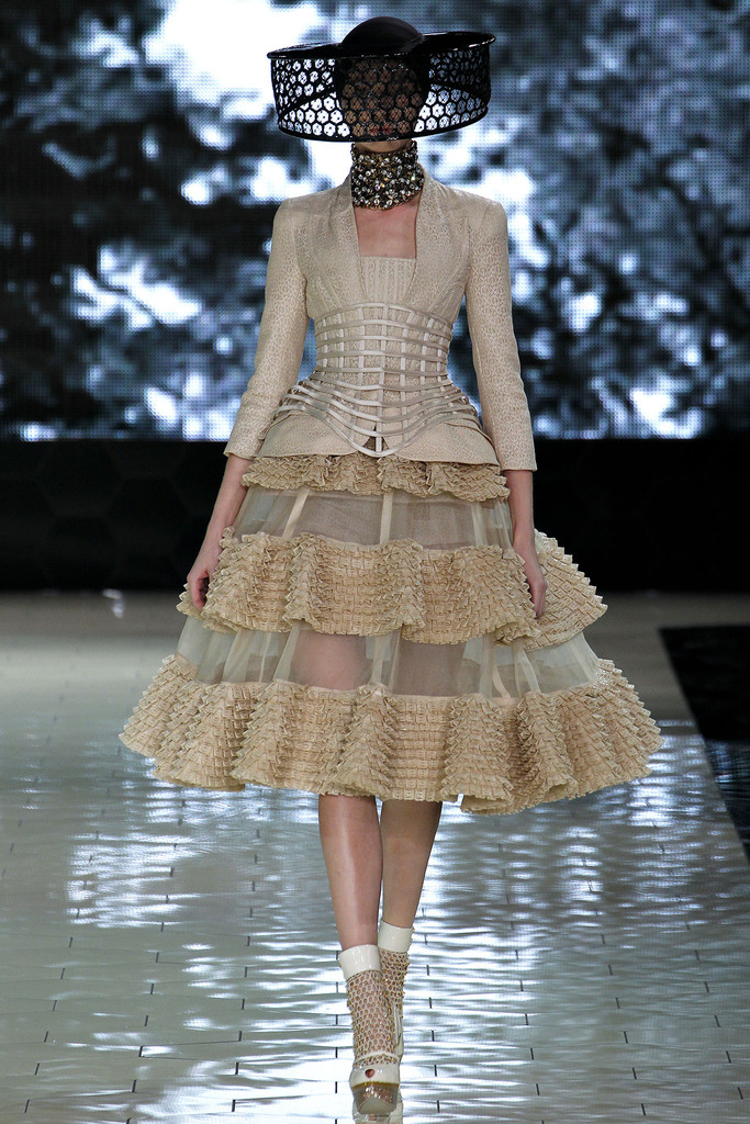Alexander McQueen 2013春夏流行發布