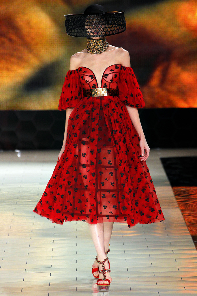 Alexander McQueen 2013春夏流行發布