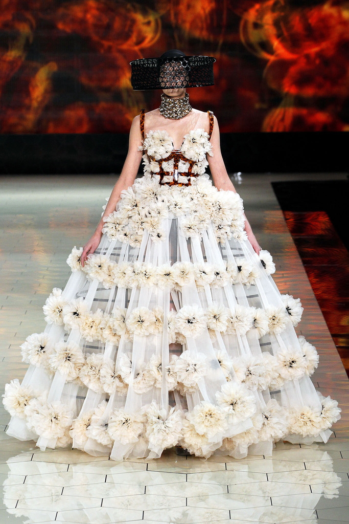 Alexander McQueen 2013春夏流行發布