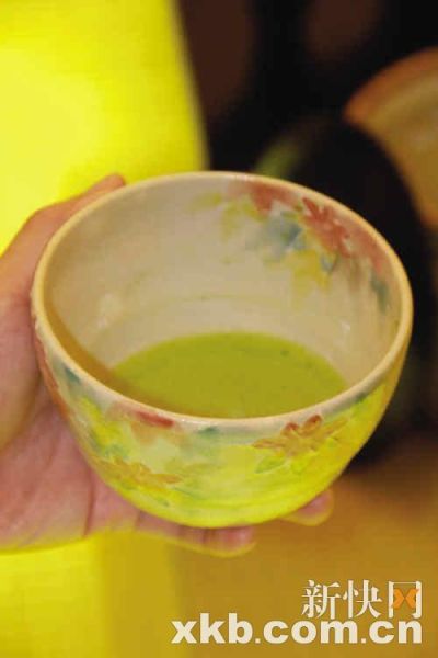 喝茶體現(xiàn)一個(gè)人的修養(yǎng)