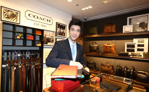 王力宏現身COACH 南京德基廣場新店開幕
